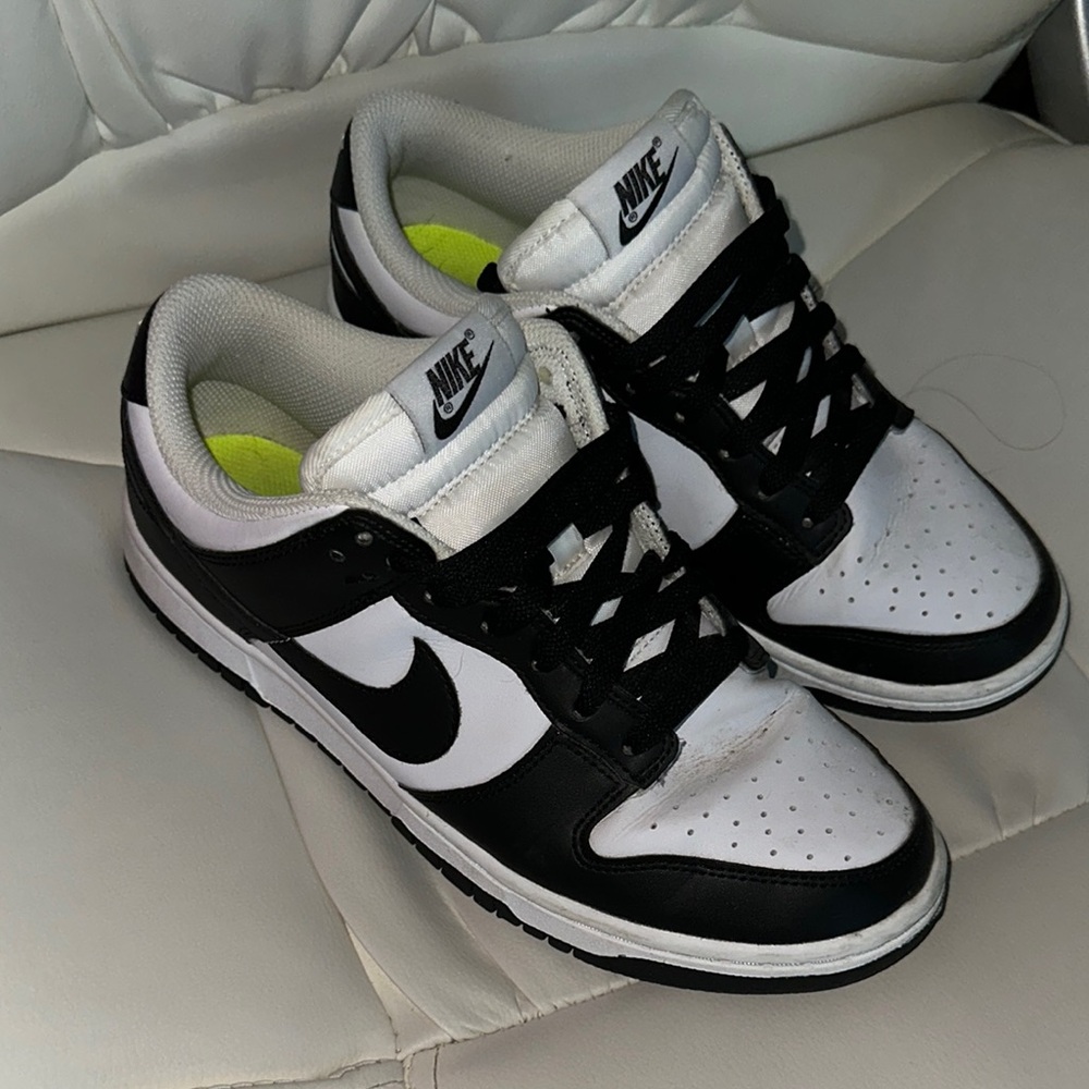 Nike Dunks - Picture 3 of 8